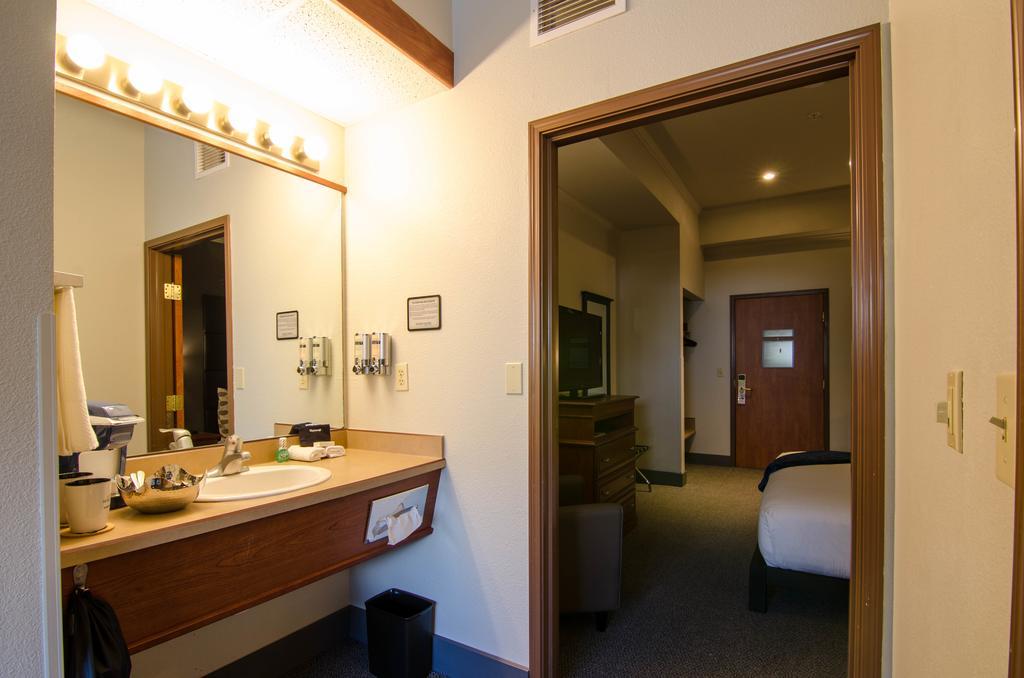 Wood River Inn & Suite Хейли Экстерьер фото