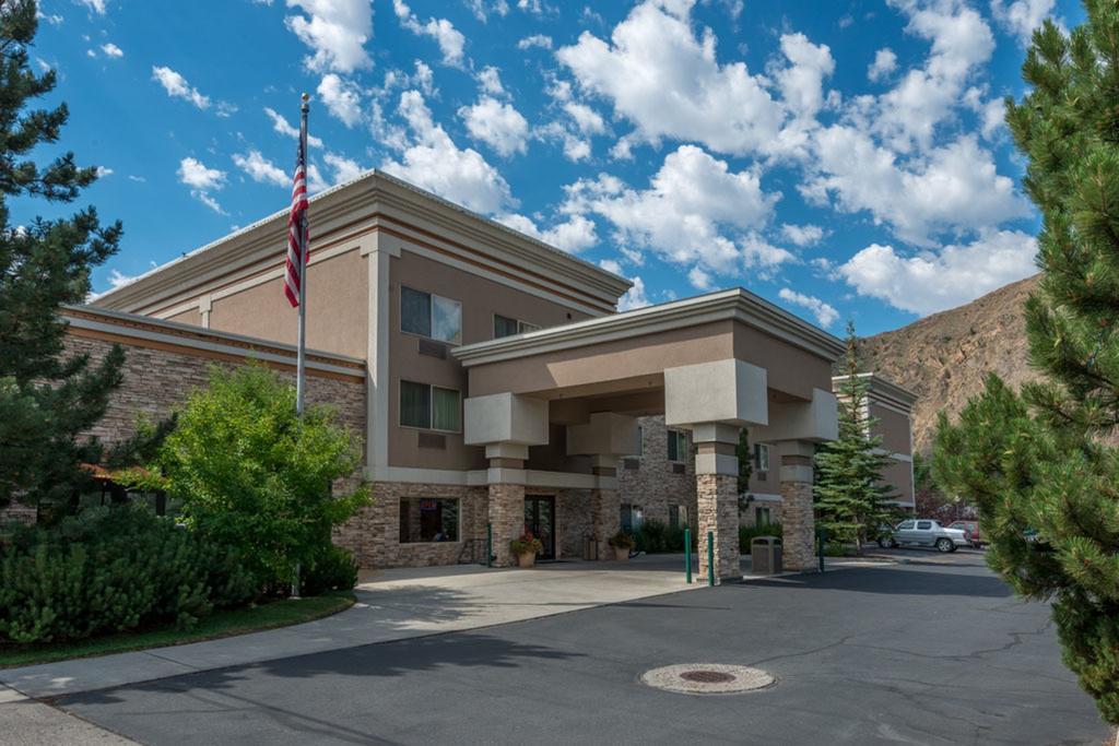 Wood River Inn & Suite Хейли Экстерьер фото